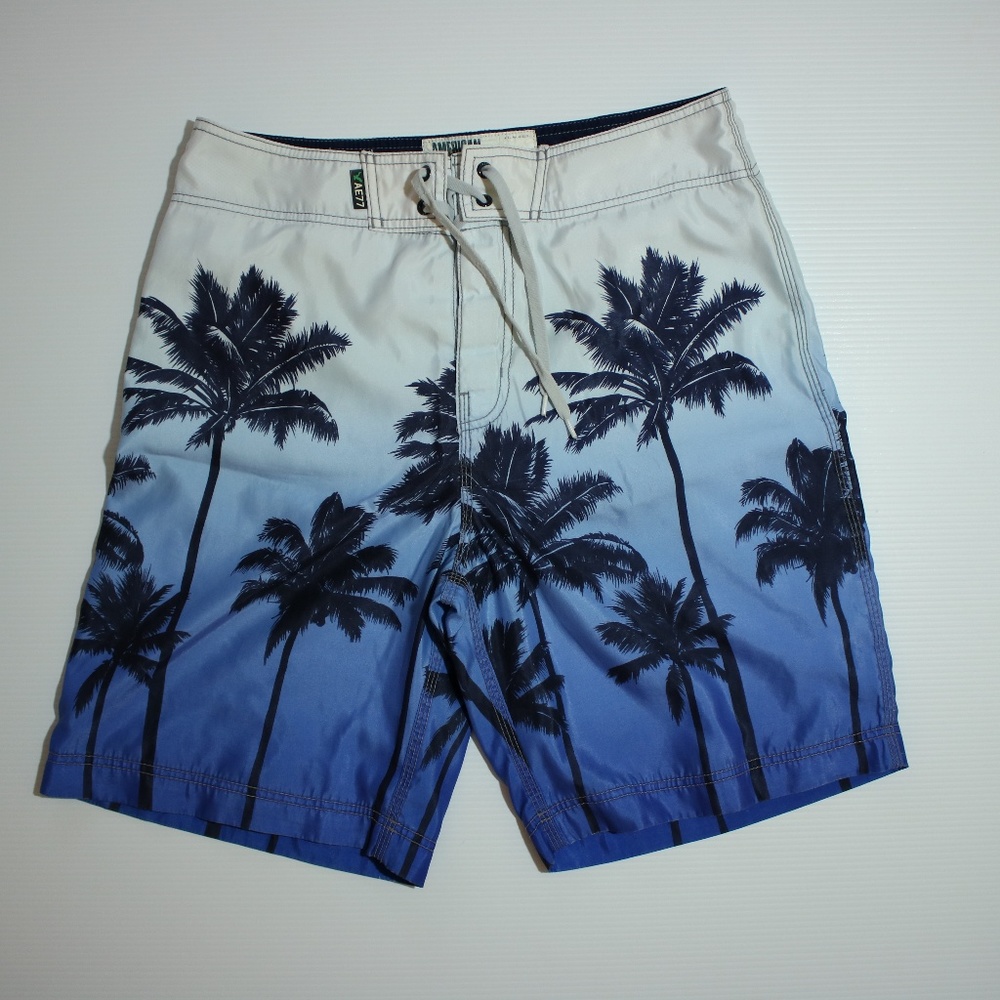 AMERICAN EAGLE OUTFITTERS BOARD SHORT
